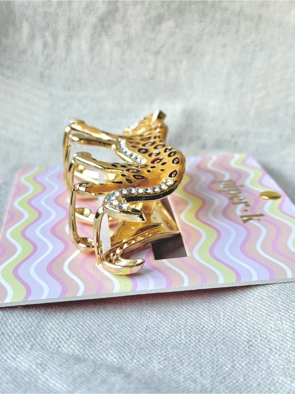 Piper K Gold Cheetah Hair Claw Clip w/ Rhinestones